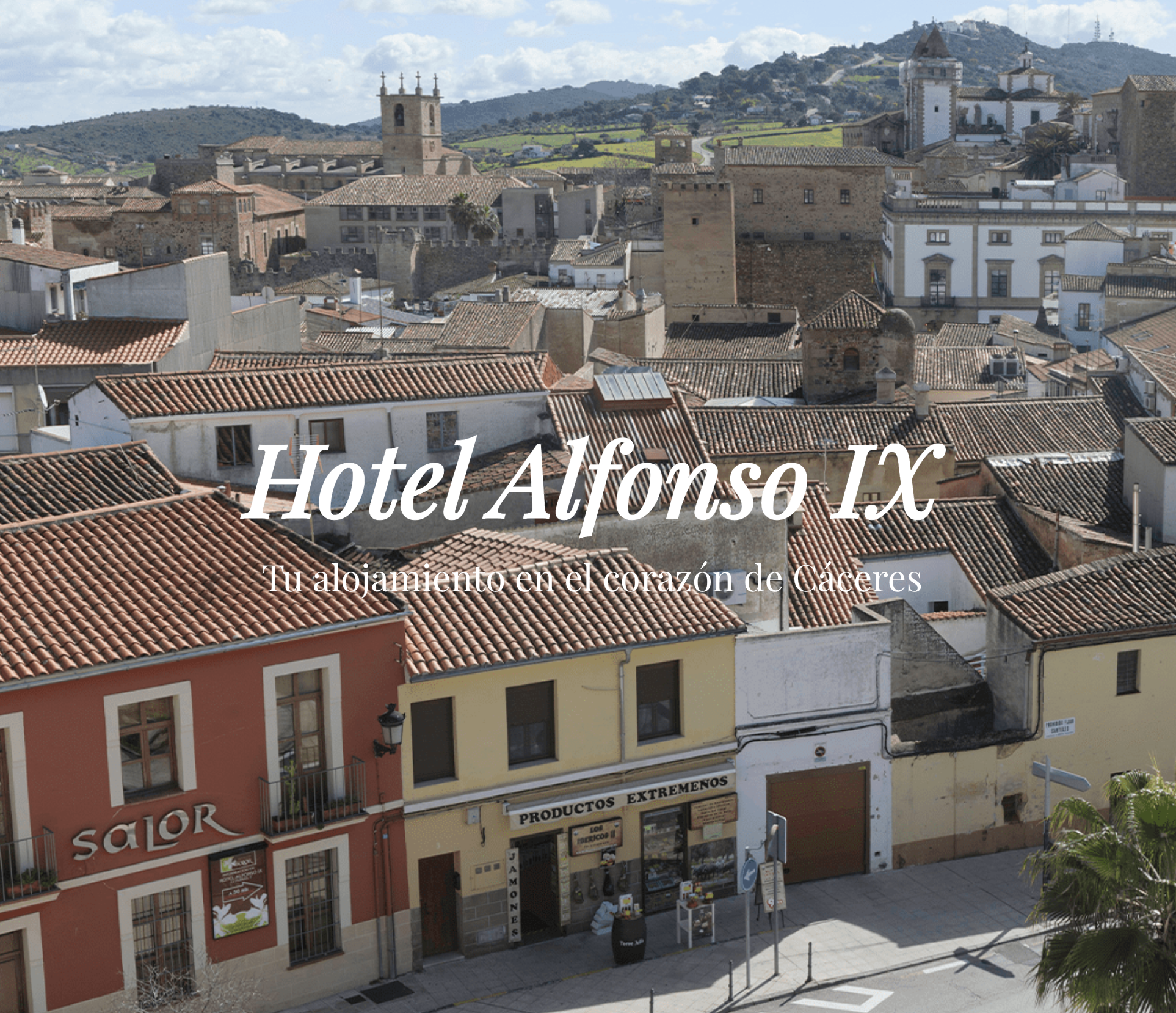 Vista del casco histórico de Cáceres desde el Hotel Alfonso IX